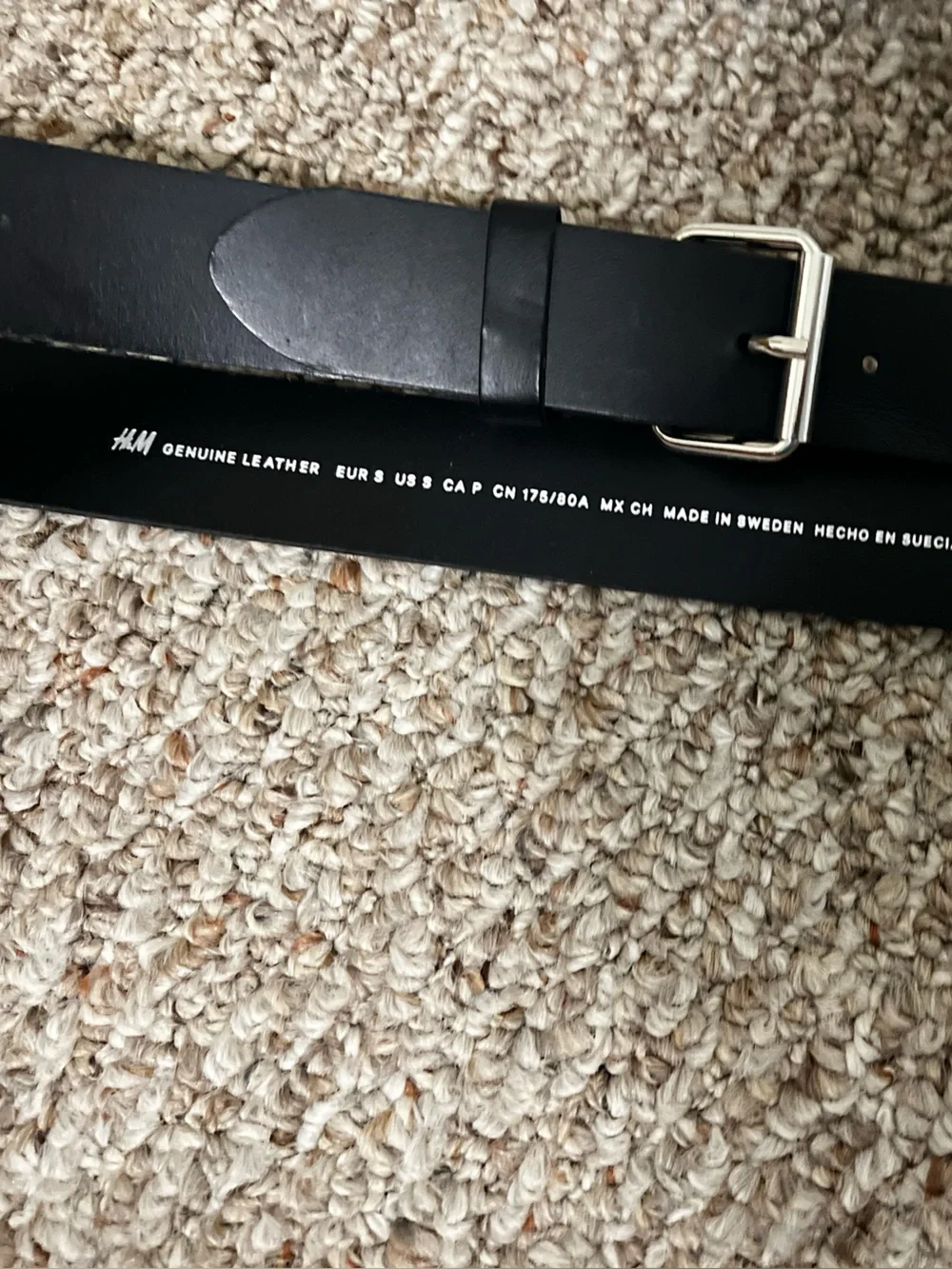 Men’s H&M Black Leather belt. Size Small